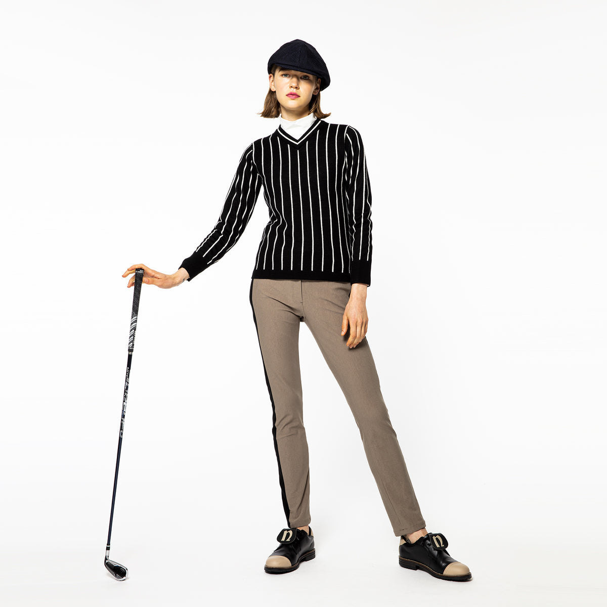 Vネックカシミア混セーター – Noisy Noisy by mieko uesako