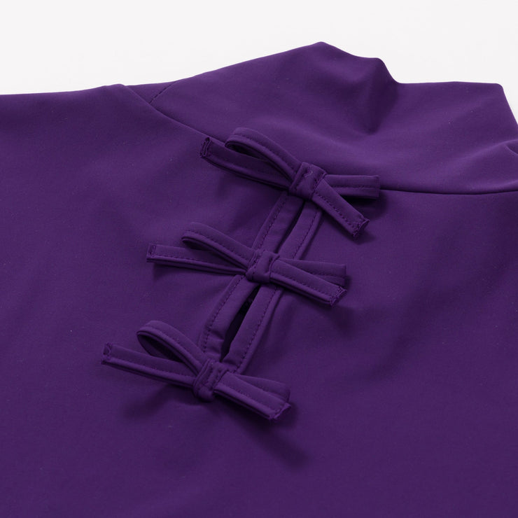 Long sleeve pullover with a mini ribbon