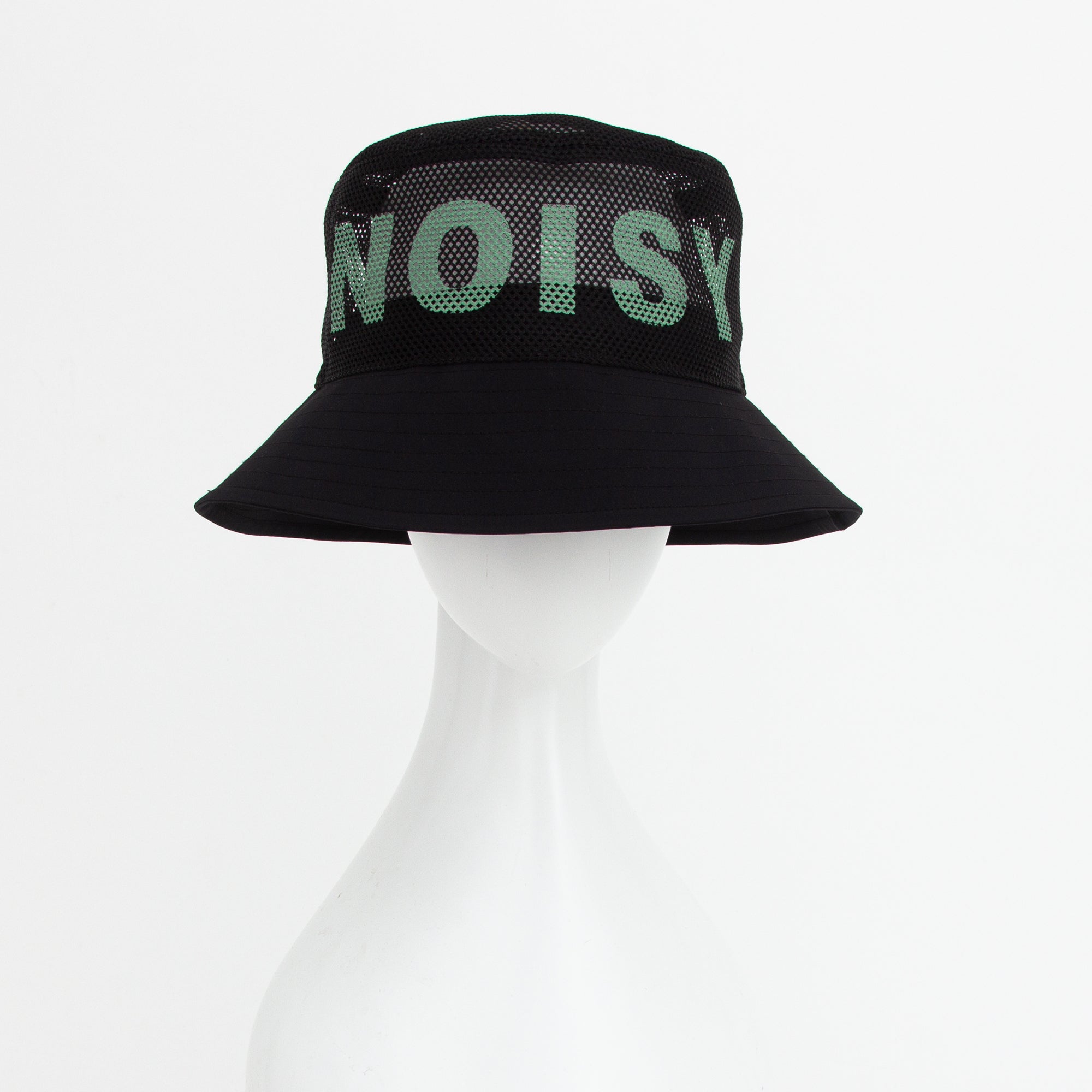 Hat – Noisy Noisy by mieko uesako